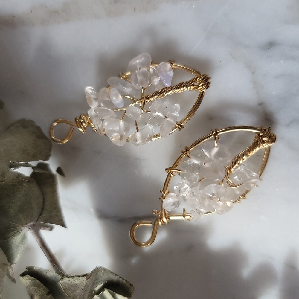 Clear Quartz Gravel Stone Tree of Life Pendant